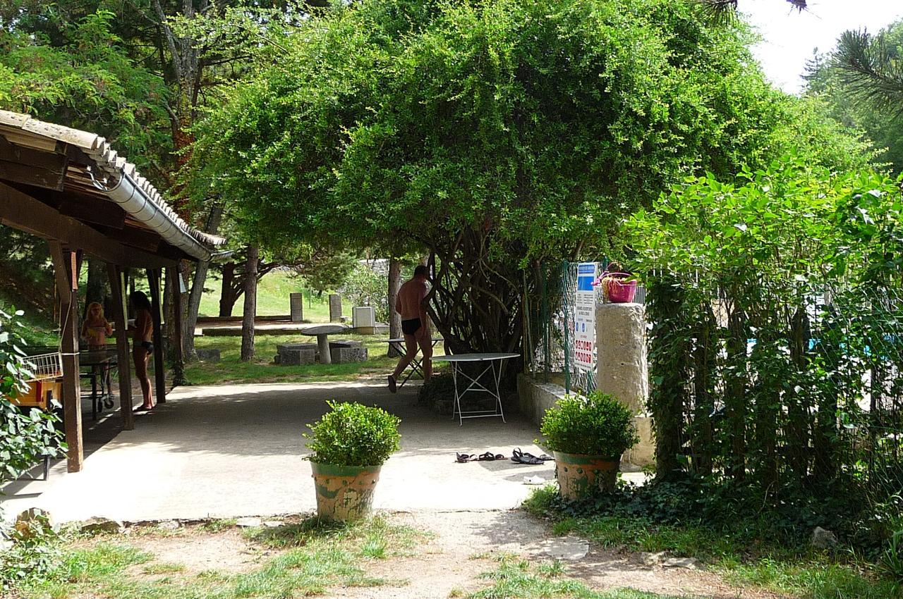 Gites Du Domaine De Serre Long Saint-Maurice-d'Ibie Ngoại thất bức ảnh